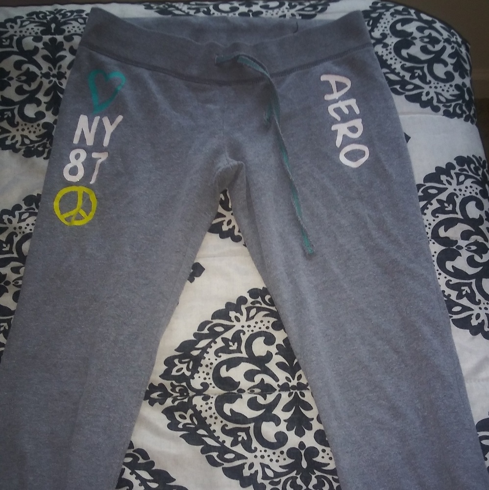 Gray Aeropostale sweats